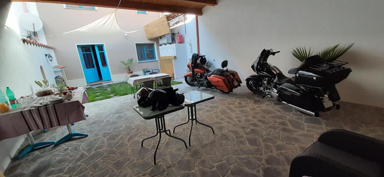La Vecchia Dimora Bed & Breakfast Marrùbiu Eksteriør bilde
